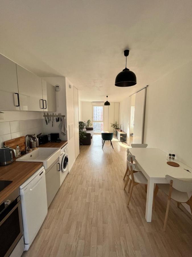 Modern And Bright Apartment Near Paris Ла-Курнев Екстер'єр фото