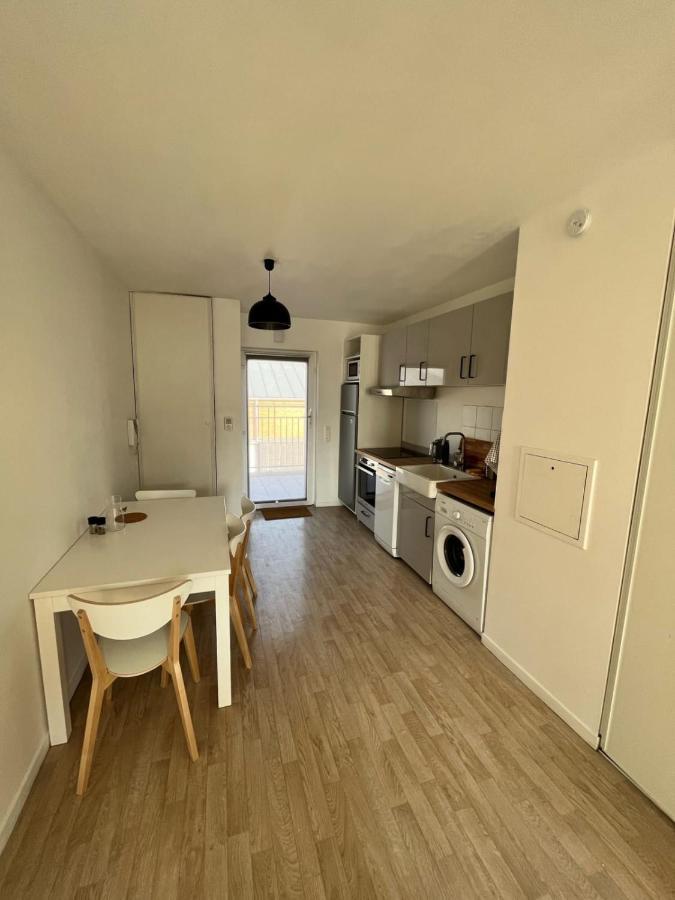 Modern And Bright Apartment Near Paris Ла-Курнев Екстер'єр фото